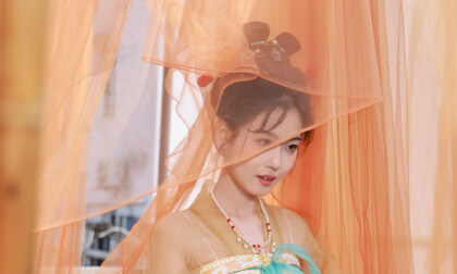 与古装美人共度佳节 VR Video 与古装美人共度佳节 VR