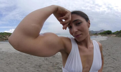 Elena Beach Shooting VR Video Elena Beach Shooting VR