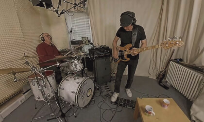 Ufos VR Jam Strat Us VR Video Ufos VR Jam Strat Us VR