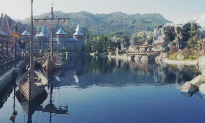 Disneyland HK 25.25.31-33 VR Video Disneyland HK 25.25.31-33 VR