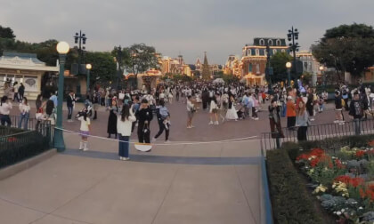 Disneyland HK 25.25.44 Main Street U.S.A. VR Video Disneyland HK 25.25.44 Main Street U.S.A. VR