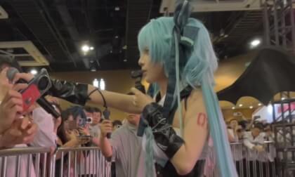 Shockwave 4th MaoGuan 腥味猫罐 VR Video Shockwave 4th MaoGuan 腥味猫罐 VR