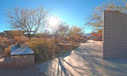 Walking and filming at the visitor center of Red Rock Canyon Geological Park in Las Vegas.original footage, unedited and unprocessed. #SLAM XCAM VR Video Walking and filming at the visitor center of Red Rock Canyon Geological Park in Las Vegas.original footage, unedited and unprocessed. #SLAM XCAM VR