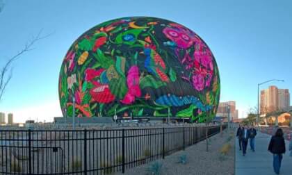 The Las Vegas Sphere shot in the shadows during the day, original footage, unedited and unprocessed. #SLAM XCAM VR Video The Las Vegas Sphere shot in the shadows during the day, original footage, unedited and unprocessed. #SLAM XCAM VR