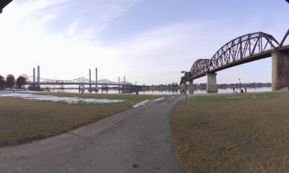 Ohio River Louisville, KY in 8K 30FPS VR180 VR Video Ohio River Louisville, KY in 8K 30FPS VR180 VR