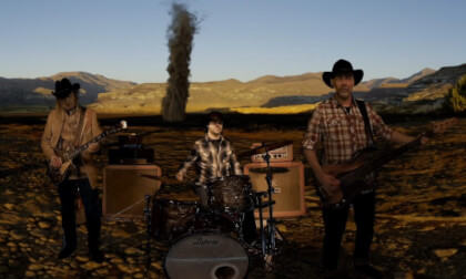 RocknGroll VR -  Johnny Guitar Passthrough RocknGroll VR -  Johnny Guitar Passthrough