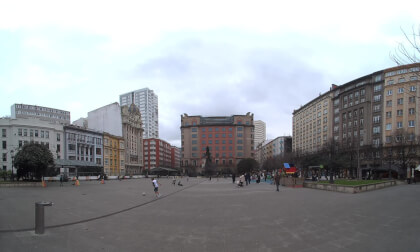 Plaza de Vigo. A Coruña (VR180 3D) VR Video Plaza de Vigo. A Coruña (VR180 3D) VR