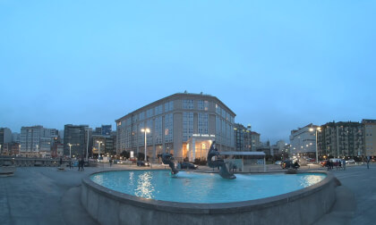 Hotel Meliá María Pita y fuente de los surfistas. A Coruña (VR180 3D) VR Video Hotel Meliá María Pita y fuente de los surfistas. A Coruña (VR180 3D) VR