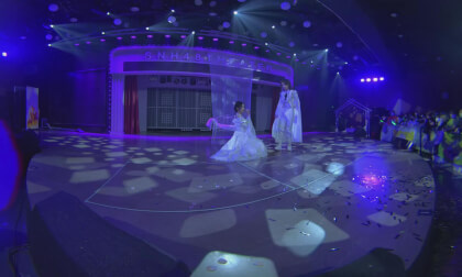 Xiaojia,Tianyi-Cinderella's Glass Phone VR Video Xiaojia,Tianyi-Cinderella's Glass Phone VR
