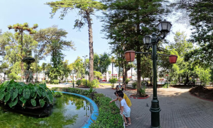 Plaza de armas Curicó Maule Chile feb 2025 VR Video Plaza de armas Curicó Maule Chile feb 2025 VR