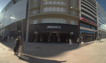 Espacio Avenida Abanca.  A Coruña (VR180 3D)