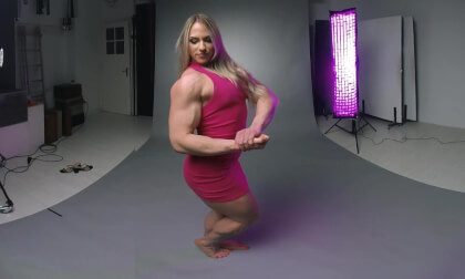 Barbi Studio Shooting VR Video Barbi Studio Shooting VR