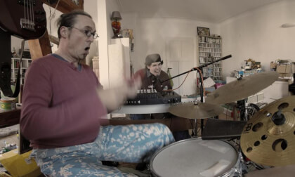 Music-Session with MISSIS RAINTOWN-Band in Stuttgart VR Video Music-Session with MISSIS RAINTOWN-Band in Stuttgart VR