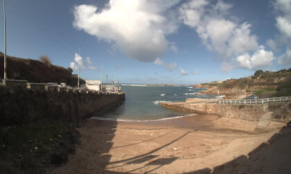 Playa de O Portiño y Puerto de San Pedro de Visma. A Coruña (VR180 3D)