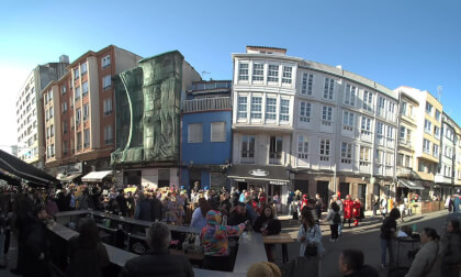 Carnaval en la calle San Juan. A Coruña (VR180 3D)