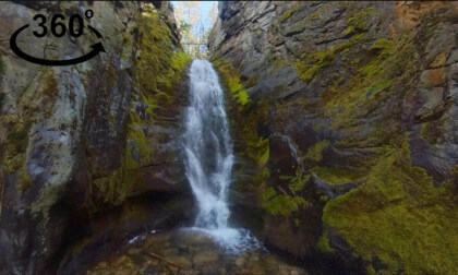 Waterfall on Tulip Creek VR Video Waterfall on Tulip Creek VR