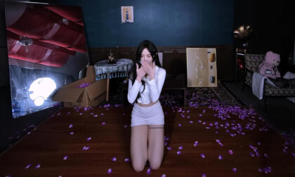 狸妖妖liyaoyao 20250303001 Mercy 3D VR 180 8K VR Video 狸妖妖liyaoyao 20250303001 Mercy 3D VR 180 8K VR