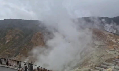 Japanese experience day 5 - Hakone sulfur volcanos, mountain trip VR Video Japanese experience day 5 - Hakone sulfur volcanos, mountain trip VR