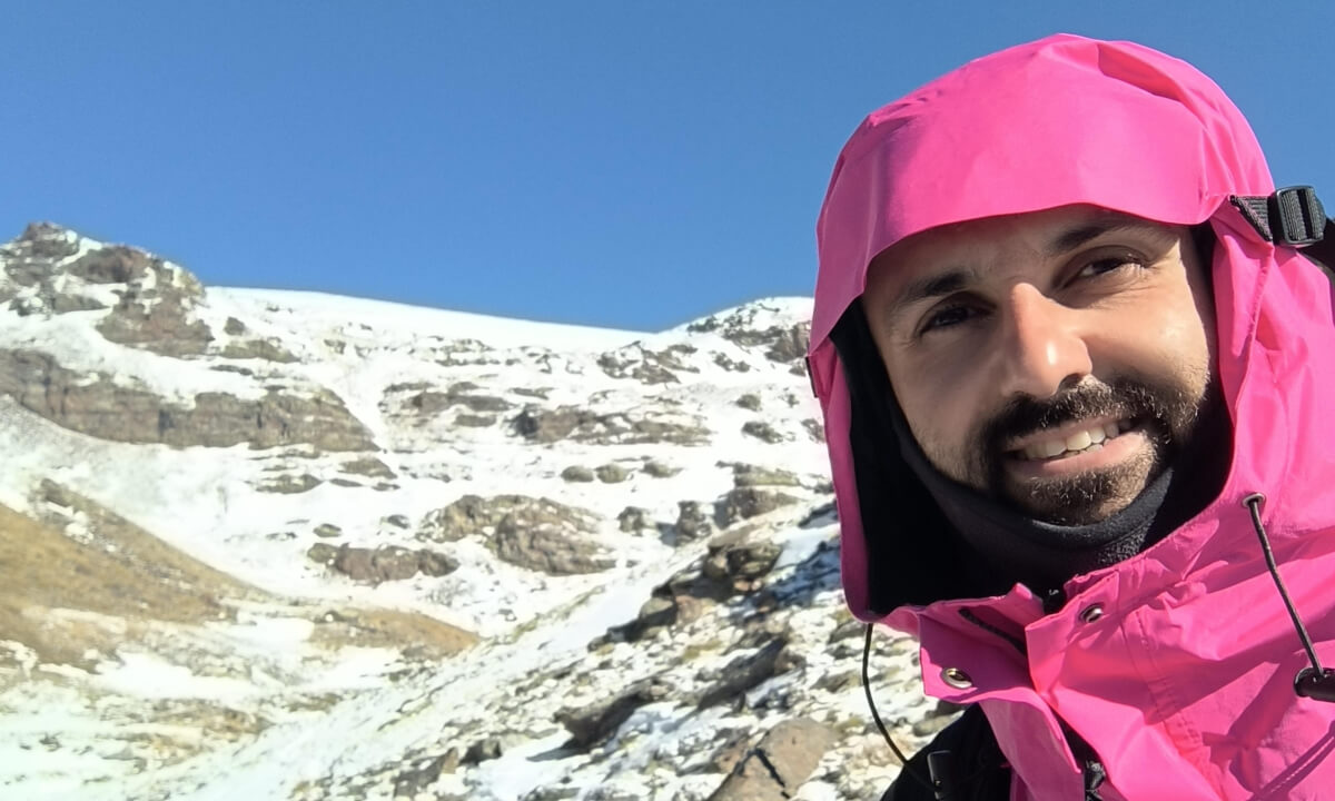 The Thrill of Solitude: Alone Scaling Pico Alcazaba - Spain