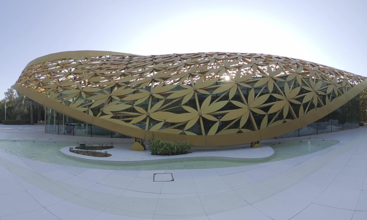 Exploring Al Noor Island in Sharjah | VR180 3D 8k