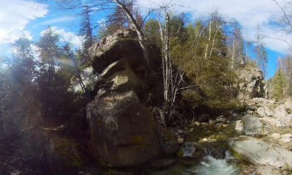 On a Rock in the Creek 2 VR Video On a Rock in the Creek 2 VR