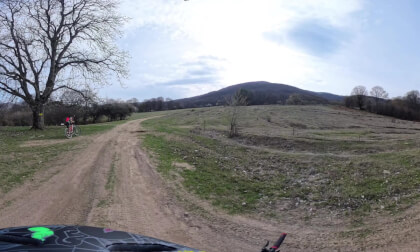 Biking to Fenera hut