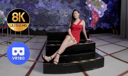 The tall model at Fujifilm X Summit Shenzhen 2024 VR Video The tall model at Fujifilm X Summit Shenzhen 2024 VR