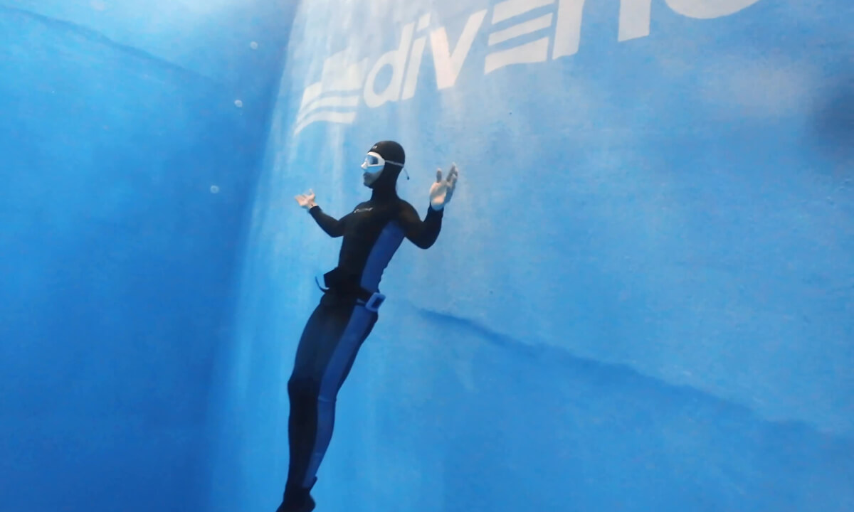 【4K 】Shenzhen of China DIVEHUB 2024:underwater selfie perspective