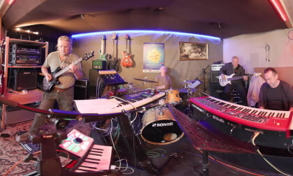 Funk    Band "RetroNEO" Rehearsal 3/28/25 in Berlin Germany VR180 8k VR Video Funk    Band "RetroNEO" Rehearsal 3/28/25 in Berlin Germany VR180 8k VR