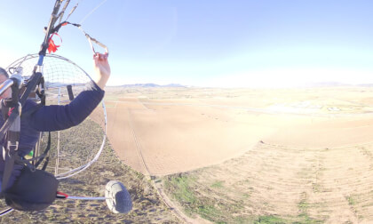 Vuelo corto en paramotor. VR Video Vuelo corto en paramotor. VR