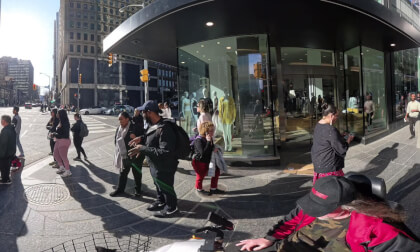 BAY AND BLOOR - UHD 360 VIDEO - INSTA360 X4 BAY AND BLOOR - UHD 360 VIDEO - INSTA360 X4