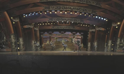 Kung Fu Acrobatics Spectacle: A Dynamic Fusion of Martial Arts and Performance Art Kung Fu Acrobatics Spectacle: A Dynamic Fusion of Martial Arts and Performance Art