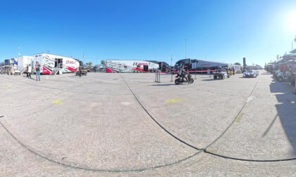 12 hours at Sebring cars passing by