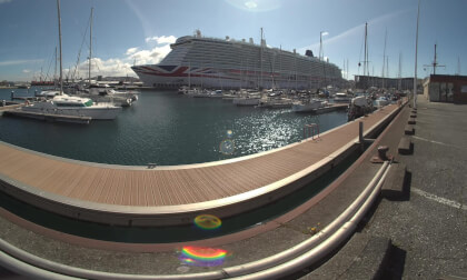 Crucero en A Coruña. A Coruña (VR180 3D) VR Video Crucero en A Coruña. A Coruña (VR180 3D) VR