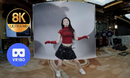 The girl danced at the Shenzhen Sony Alpha Club Activities
