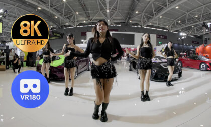 Dance with the song ‘Nobody’ VR Video Dance with the song ‘Nobody’ VR