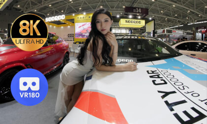 The girl at the booth of SOOQOO The girl at the booth of SOOQOO