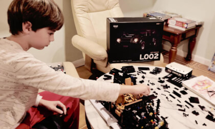 Oldest building the Lamborghini L002 Lego/Technic set by Nifeliz. Oldest building the Lamborghini L002 Lego/Technic set by Nifeliz.