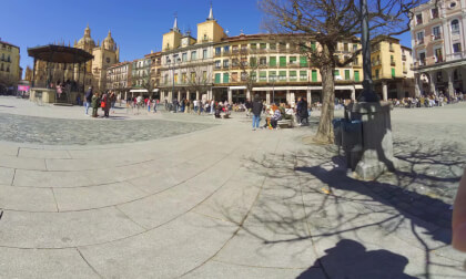 Segovia Plaza 8K 180VR Topaz version VR Video Segovia Plaza 8K 180VR Topaz version VR