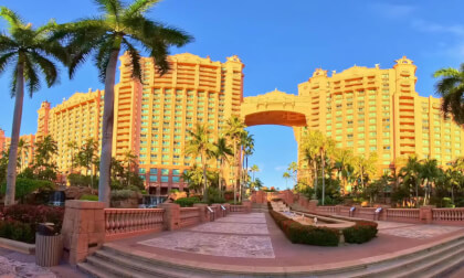 Atlantis Resort 8K 360VR Topaz version VR Video Atlantis Resort 8K 360VR Topaz version VR