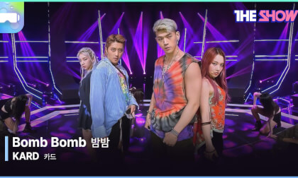 [8K Upscaling S3D] VENTA X -’THE SHOW’ : KARD - Bomb Bomb