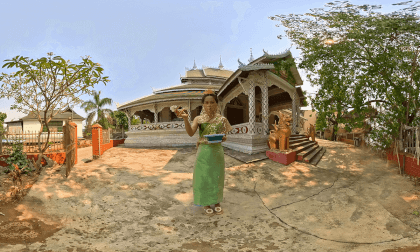 Xishuangbanna Water Splashing Festival in Yunnan, China VR Video Xishuangbanna Water Splashing Festival in Yunnan, China VR