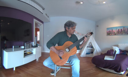 Clasic guitar. My song "a paceful atmosphere" VR180 VR Video Clasic guitar. My song "a paceful atmosphere" VR180 VR