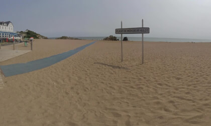 VR180 3D - St MARC sur MER - Plage de Mr HULOT VR Video VR180 3D - St MARC sur MER - Plage de Mr HULOT VR