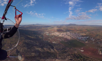 Cabezo de la sal en Pinoso desde el aire. VR Video Cabezo de la sal en Pinoso desde el aire. VR
