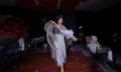 狸妖妖liyaoyao 20250417001 象王行 3D VR 180 8K VR Video 狸妖妖liyaoyao 20250417001 象王行 3D VR 180 8K VR