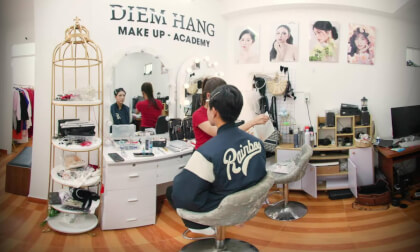 MIN studio 3d180-stitched