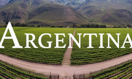 Argentina 4K – Relaxing Scenery & Hidden Gems with Calming Music VR Video Argentina 4K – Relaxing Scenery & Hidden Gems with Calming Music VR
