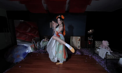 狸妖妖liyaoyao 20250419001 一花一剑 3D VR 180 8K VR Video 狸妖妖liyaoyao 20250419001 一花一剑 3D VR 180 8K VR