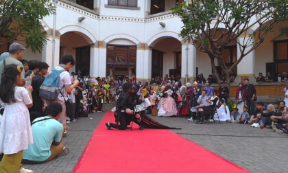 apelnaga Coswalk Lawang Sewu VR Video apelnaga Coswalk Lawang Sewu VR